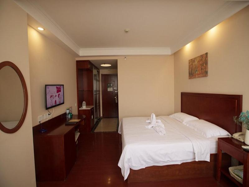 Greentree Inn Hainan Haikou East Train Station East Fengxiang Road Business Hotel Dış mekan fotoğraf